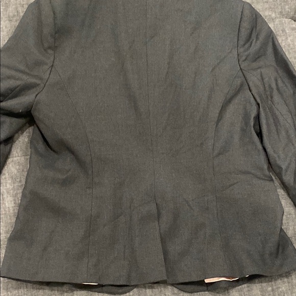 RW&CO. Charcoal Women's Suit Jacket - Picture 7 of 7